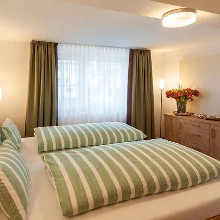 Gaestehaus Zur Quelle Apartment